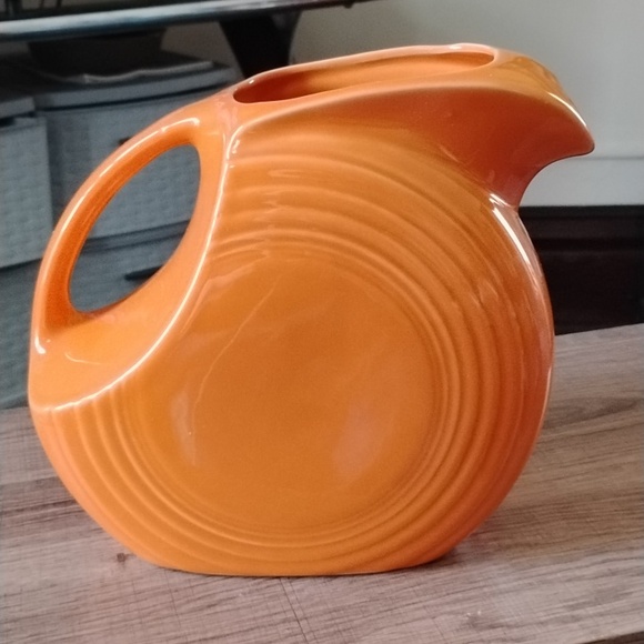 Fiestaware Disc Pitcher orange - Picture 2 of 6